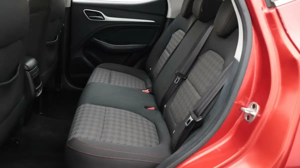 2021-mg-zs-suv-15-vti-tech-excite-big-16