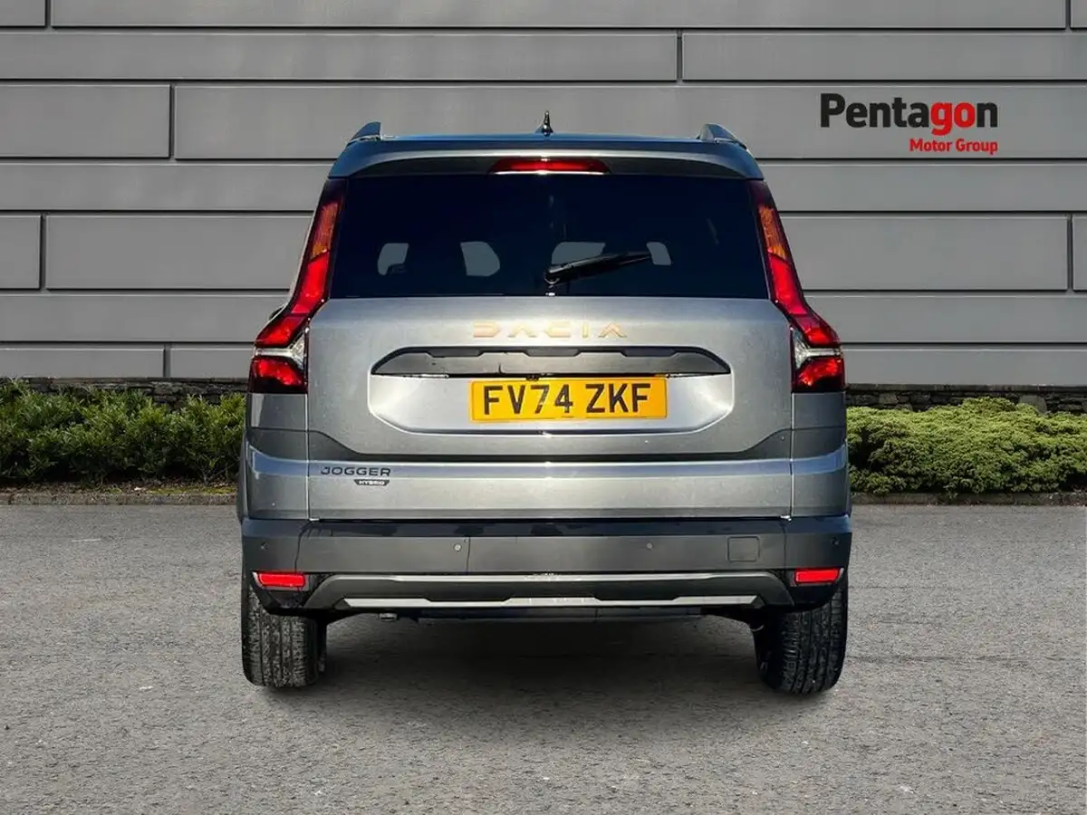 2024-dacia-jogger-16-tce-extreme-big-15