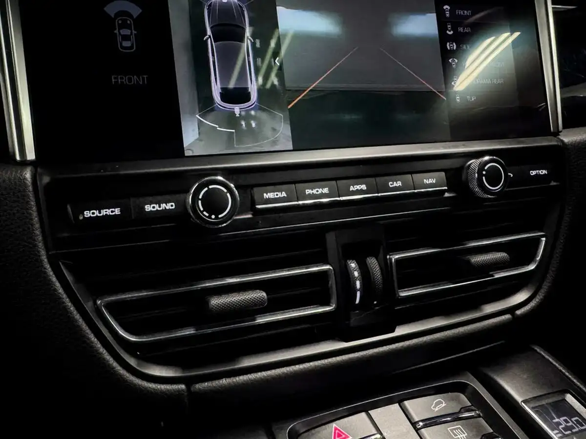 2020-porsche-macan-30-v6-s-big-42