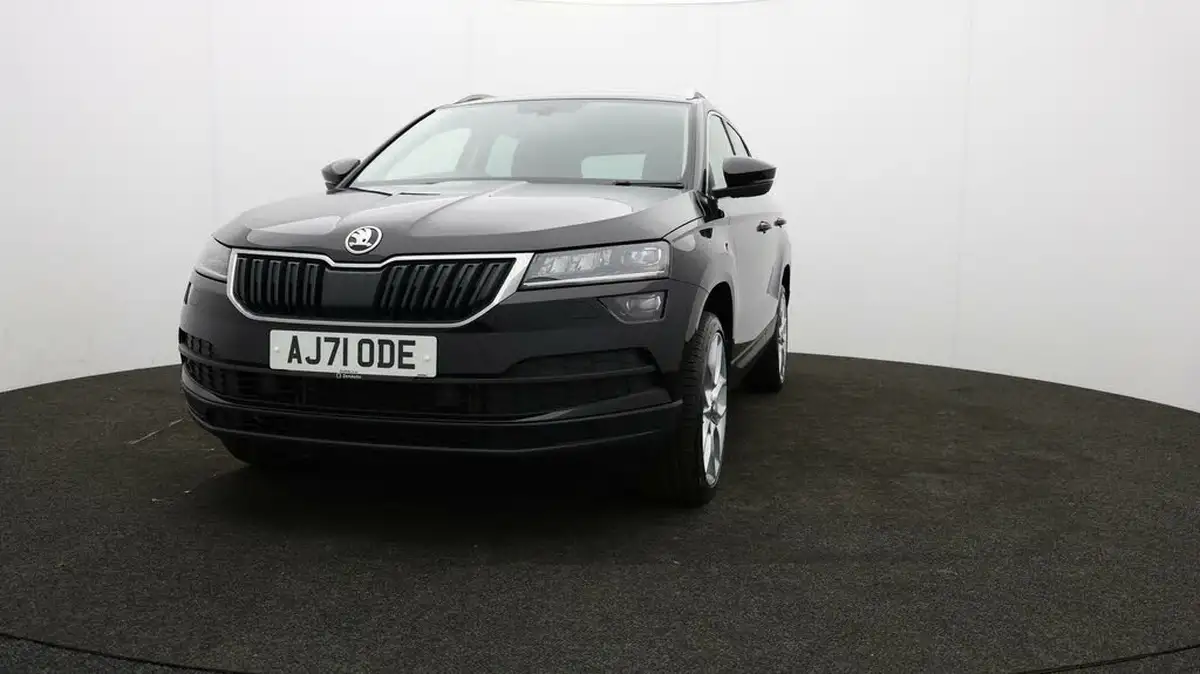 2022-skoda-karoq-15-tsi-se-l-dsg-big-48