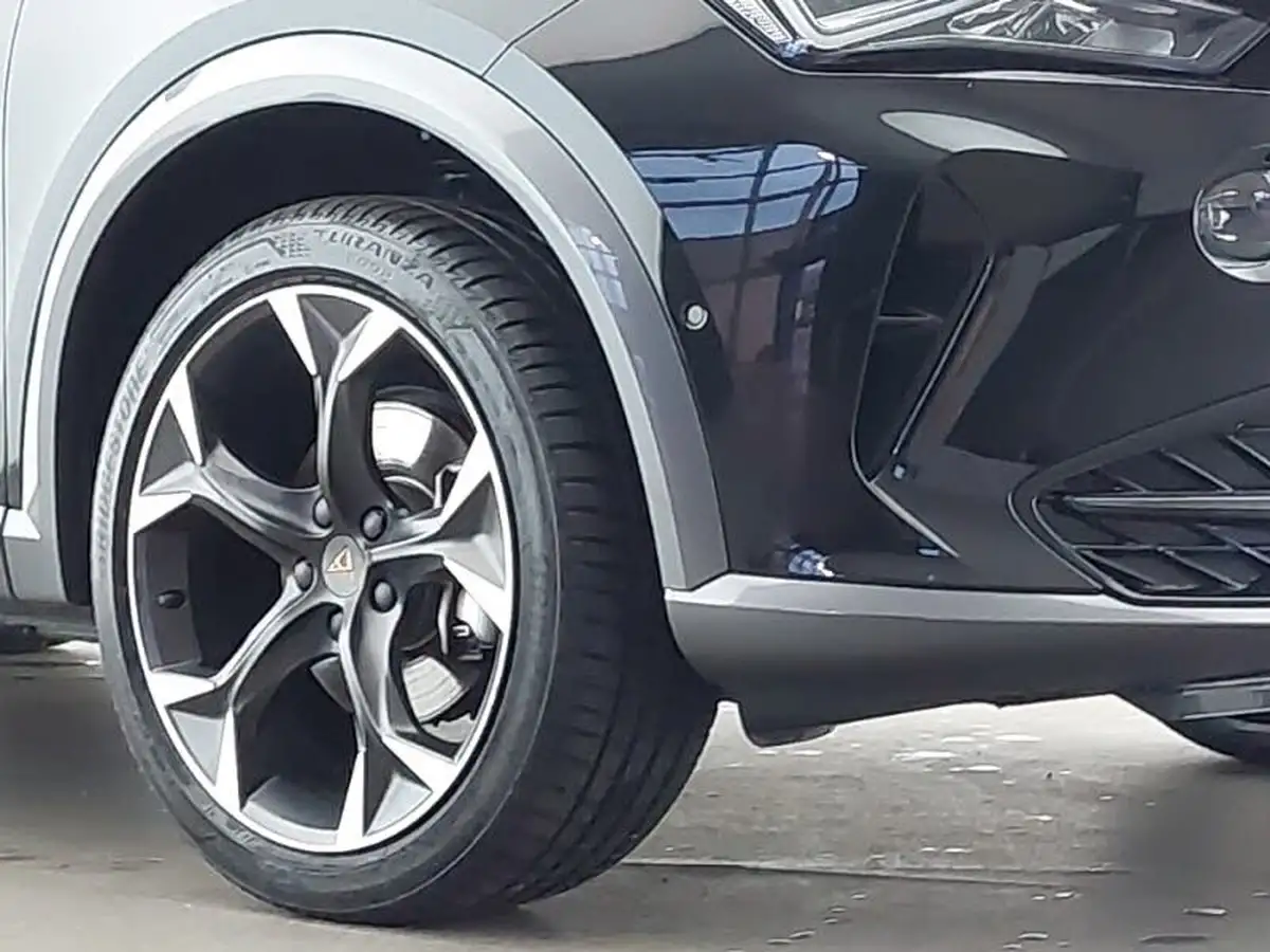 2024-cupra-formentor-15-tsi-v2-big-8