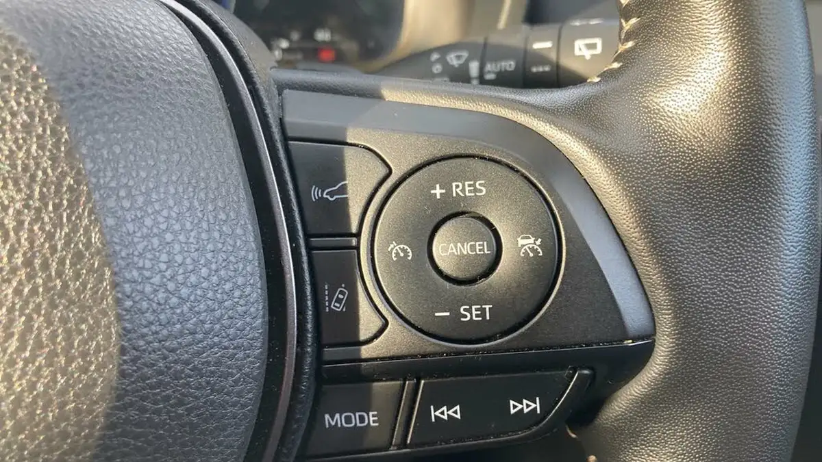 2024-toyota-rav4-25-vvt-i-gr-sport-302bhp-plug-in-big-26