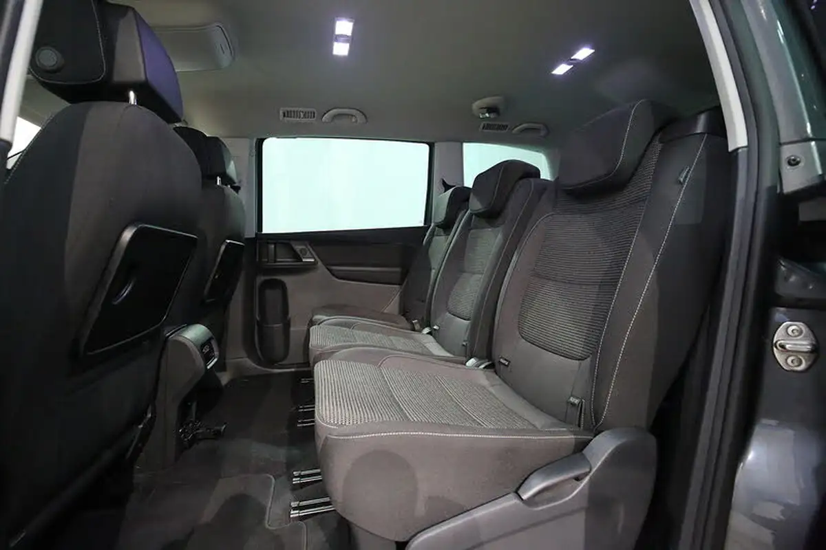 2018-volkswagen-sharan-14-tsi-se-dsg-big-18