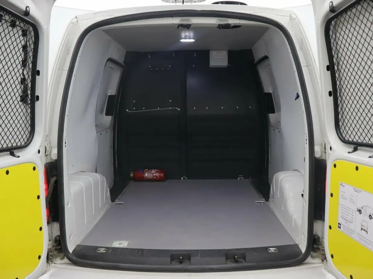 2018-volkswagen-caddy-20tdi-c20-trendline-bmt-102pseu6-dsg-big-27