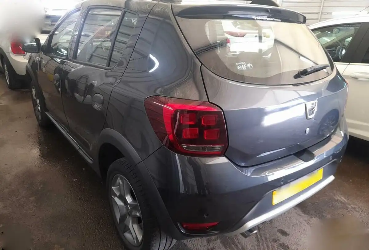 2018-dacia-sandero-stepway-15dci-laureate-big-9