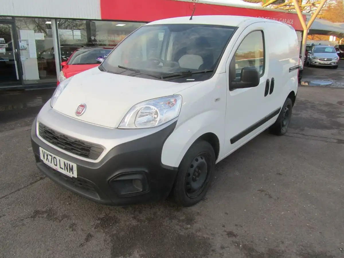2020-fiat-fiorino-13td-cargo-tecnico-big-3
