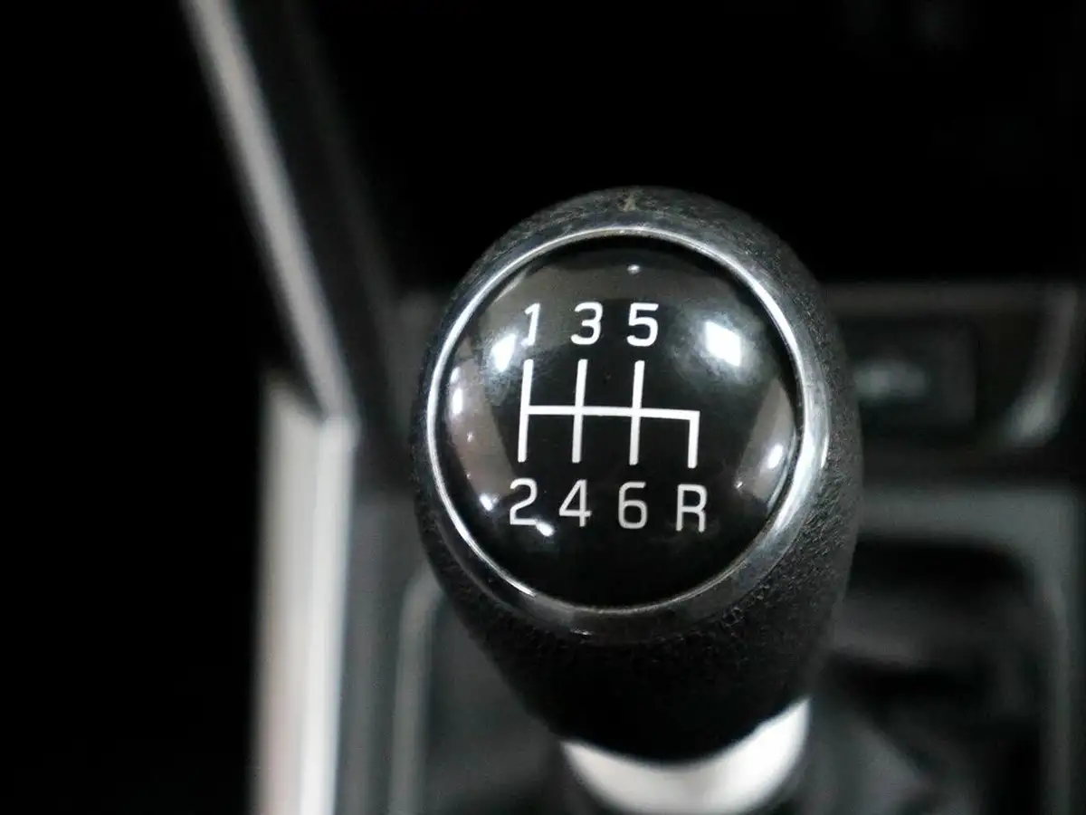 2023-suzuki-s-cross-14-boosterjet-motion-big-15