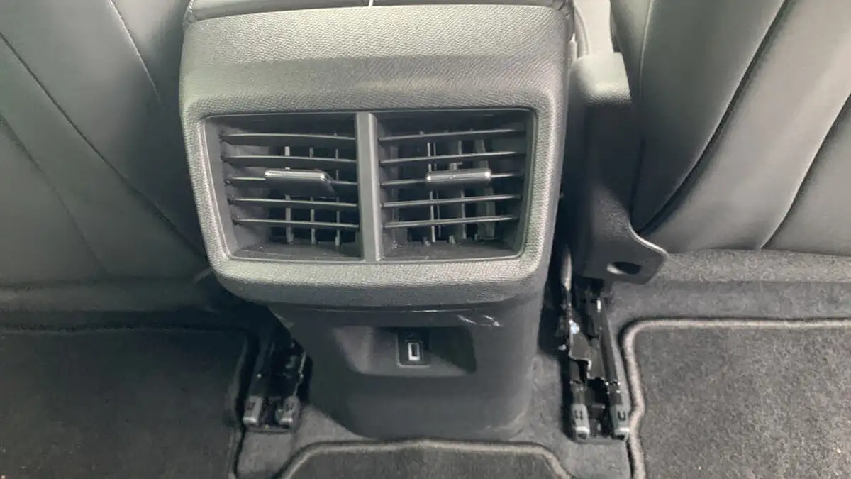 2023-citroen-c5-aircross-12-puretech-sense-plus-ss-big-52