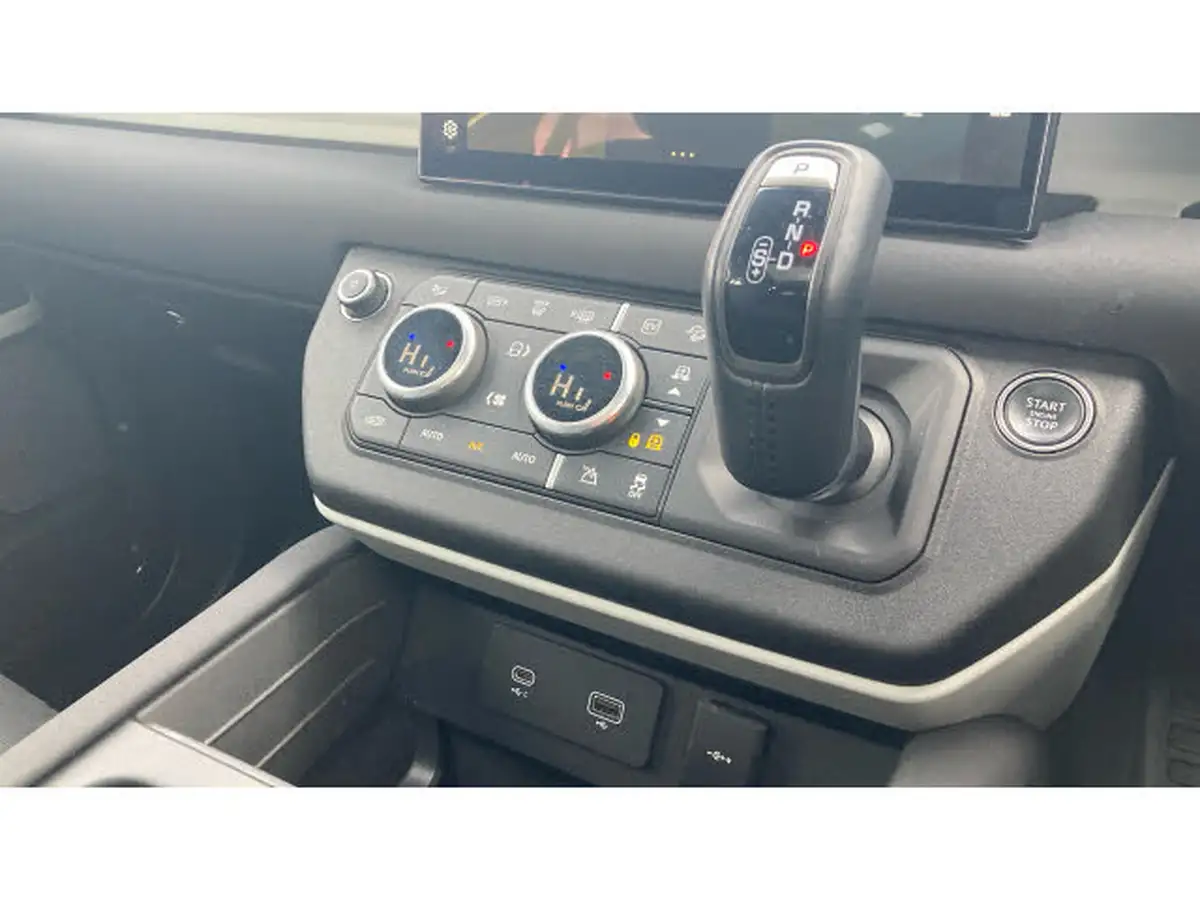 2023-land-rover-110-defender-20-p400e-x-dynamic-se-big-12