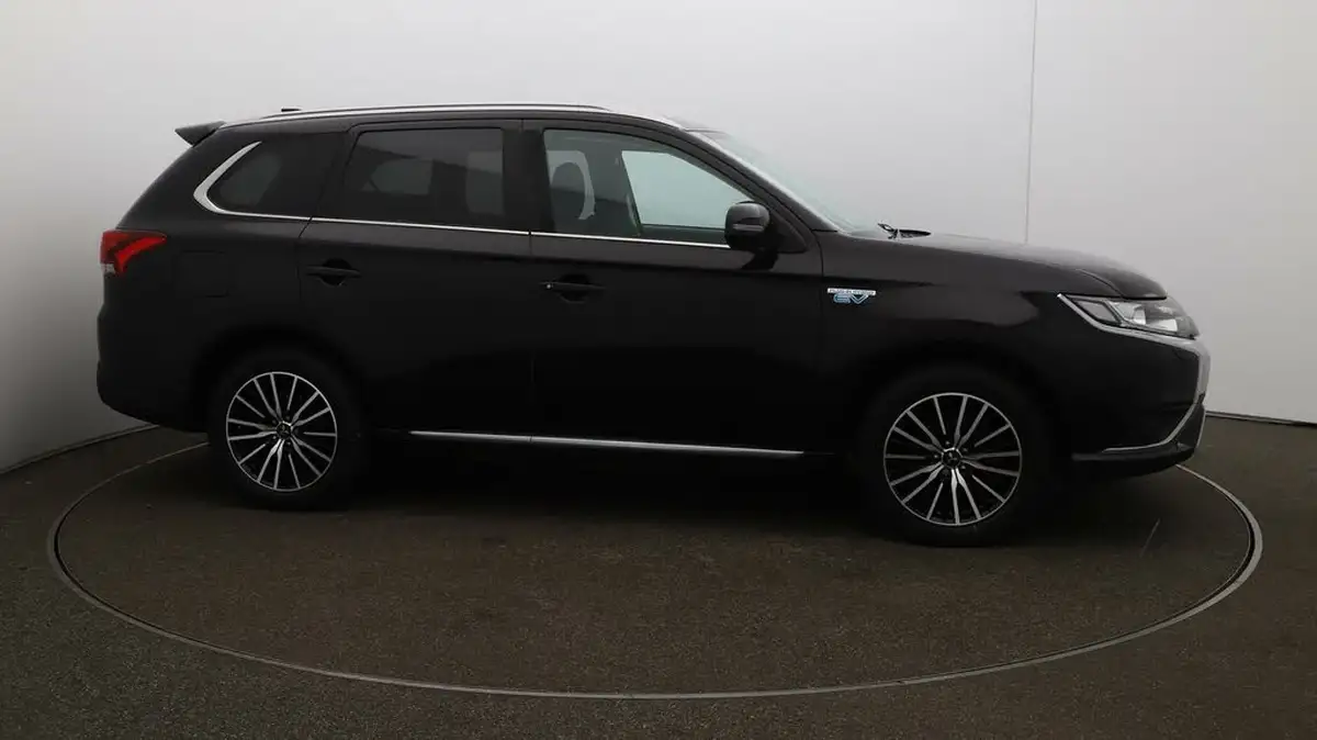 2020-mitsubishi-outlander-24-design-phev-big-45