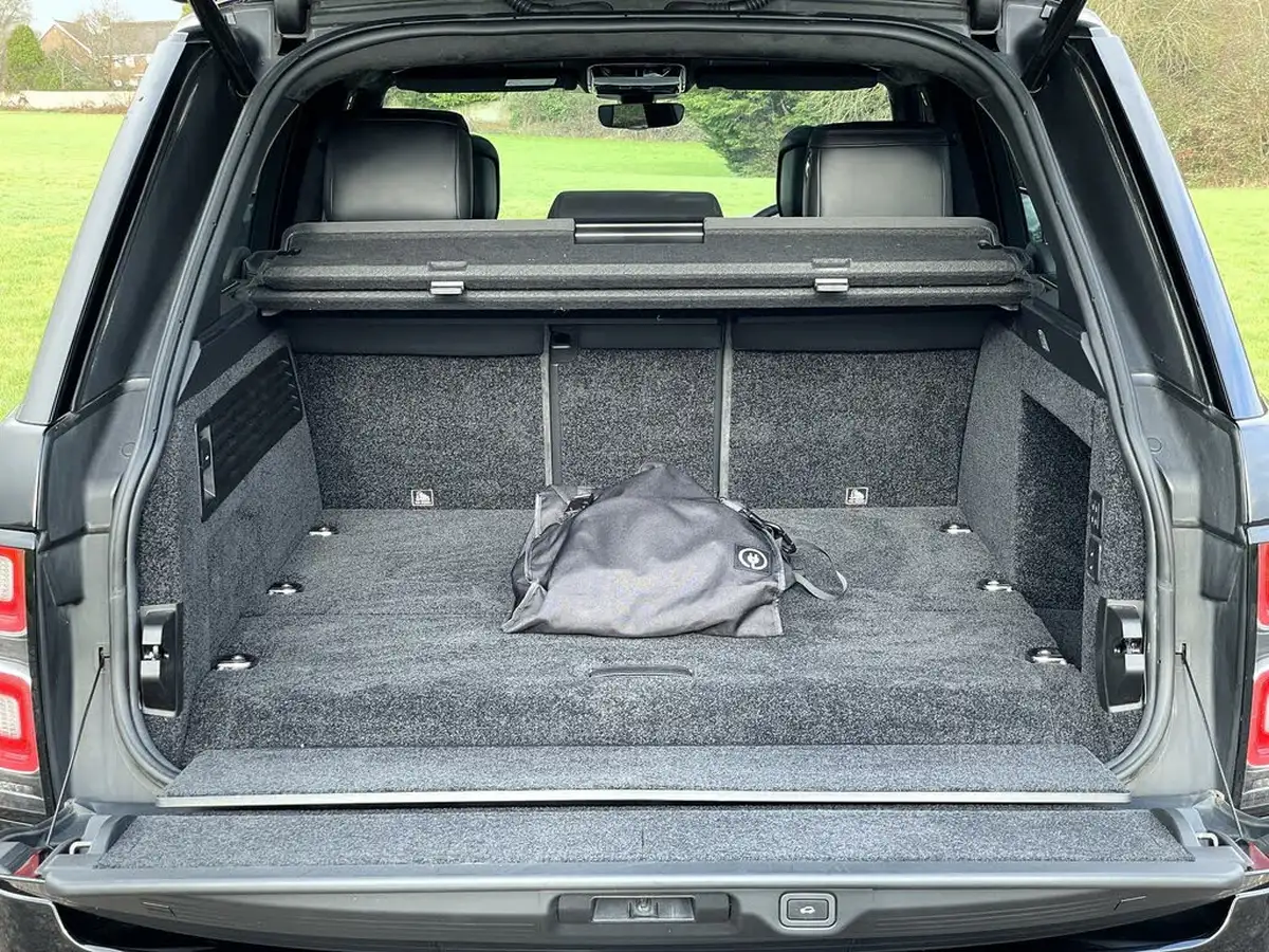 2021-land-rover-range-rover-20-p400e-westminster-big-19