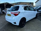2018-toyota-yaris-15-vvt-i-icon-tech-111bhp-1496cc-small-6