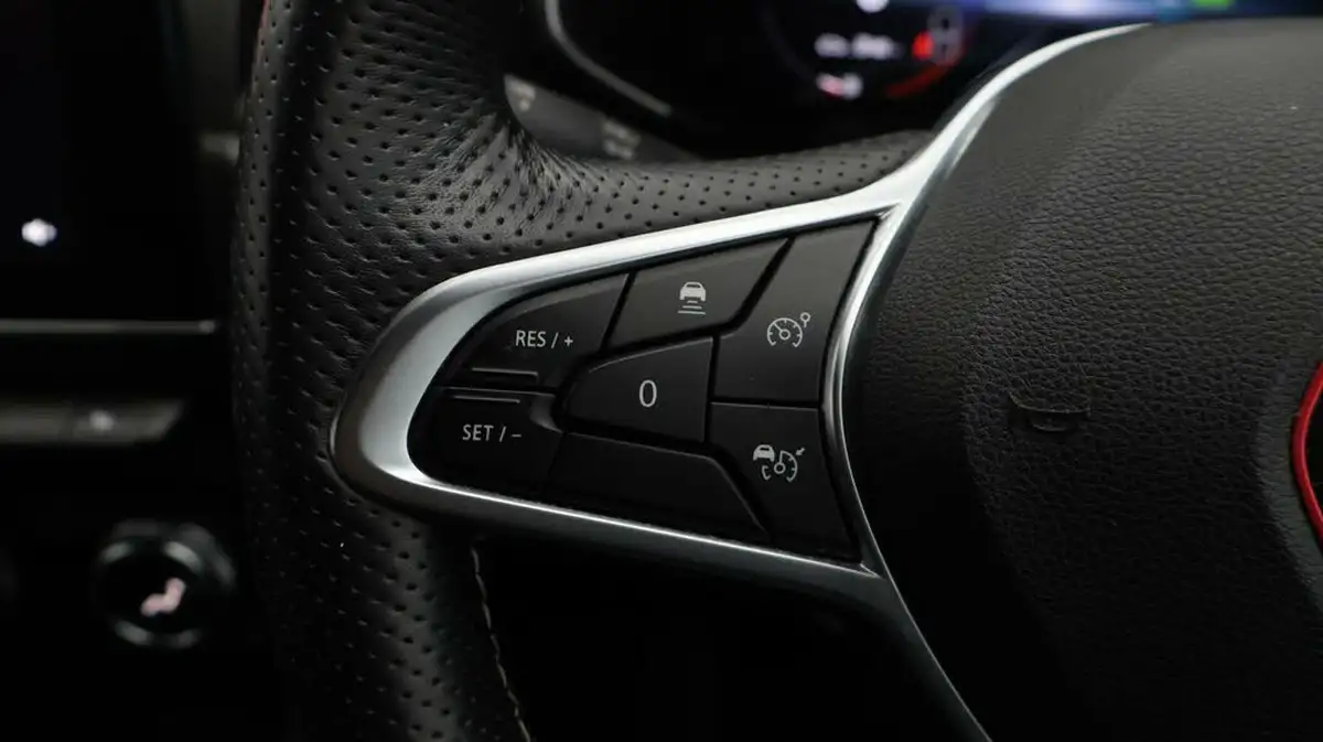 2022-renault-arkana-16-rs-line-big-23