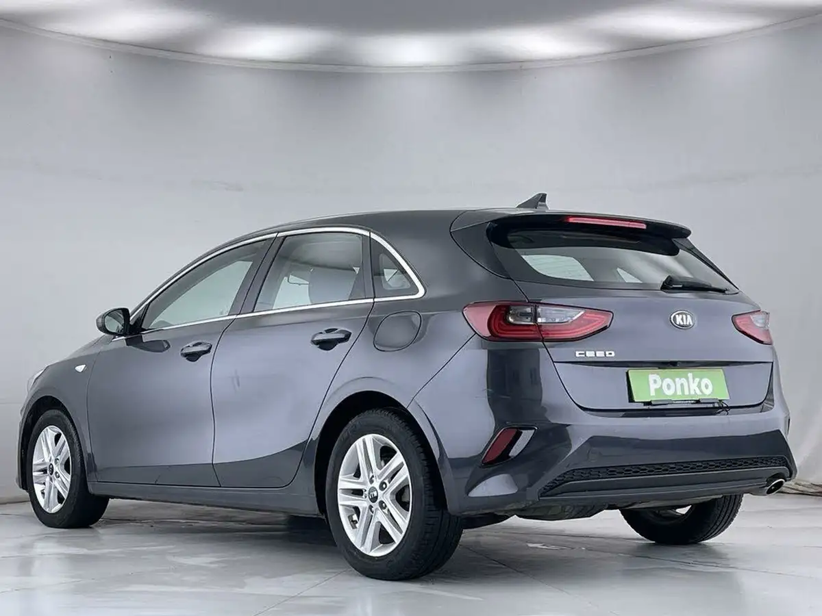 2019-kia-ceed-16crdi-2-eco-hatchback-big-2