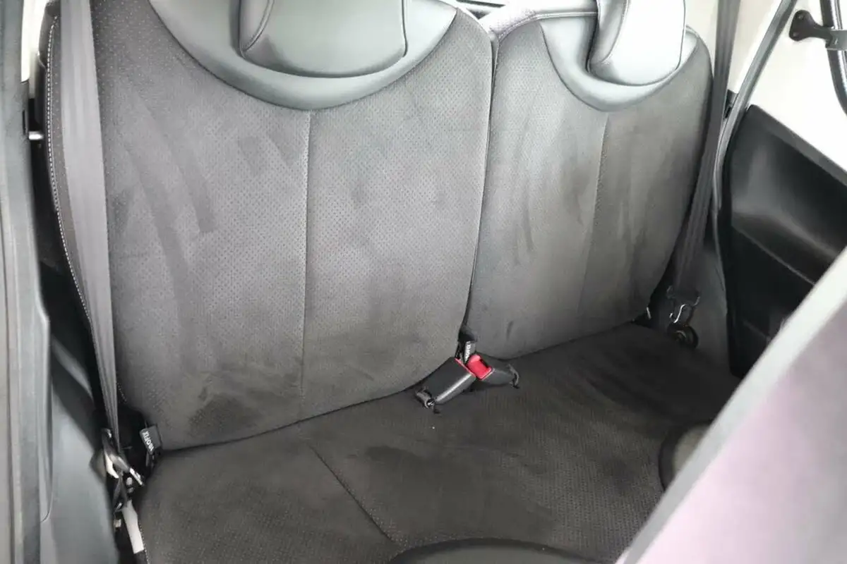 2012-toyota-aygo-10-aygo-ice-vvt-i-5d-mm-big-26