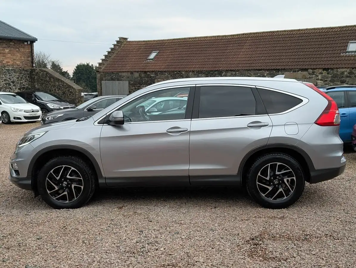 2017-honda-cr-v-16i-dtec-se-plus-160ps-4x4-auto-big-13