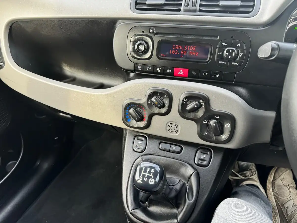 2015-fiat-panda-12-easy-big-14