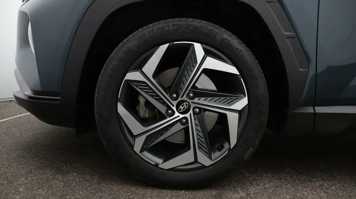 2021-hyundai-tucson-16-t-gdi-ultimate-150ps-big-18