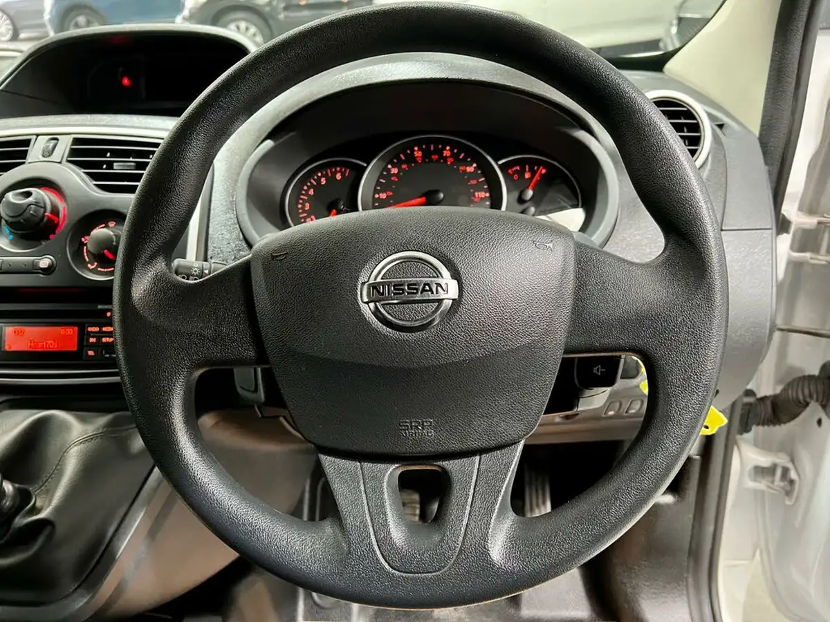 2021-nissan-nv250-15dci-acenta-l1-80bhp-big-18