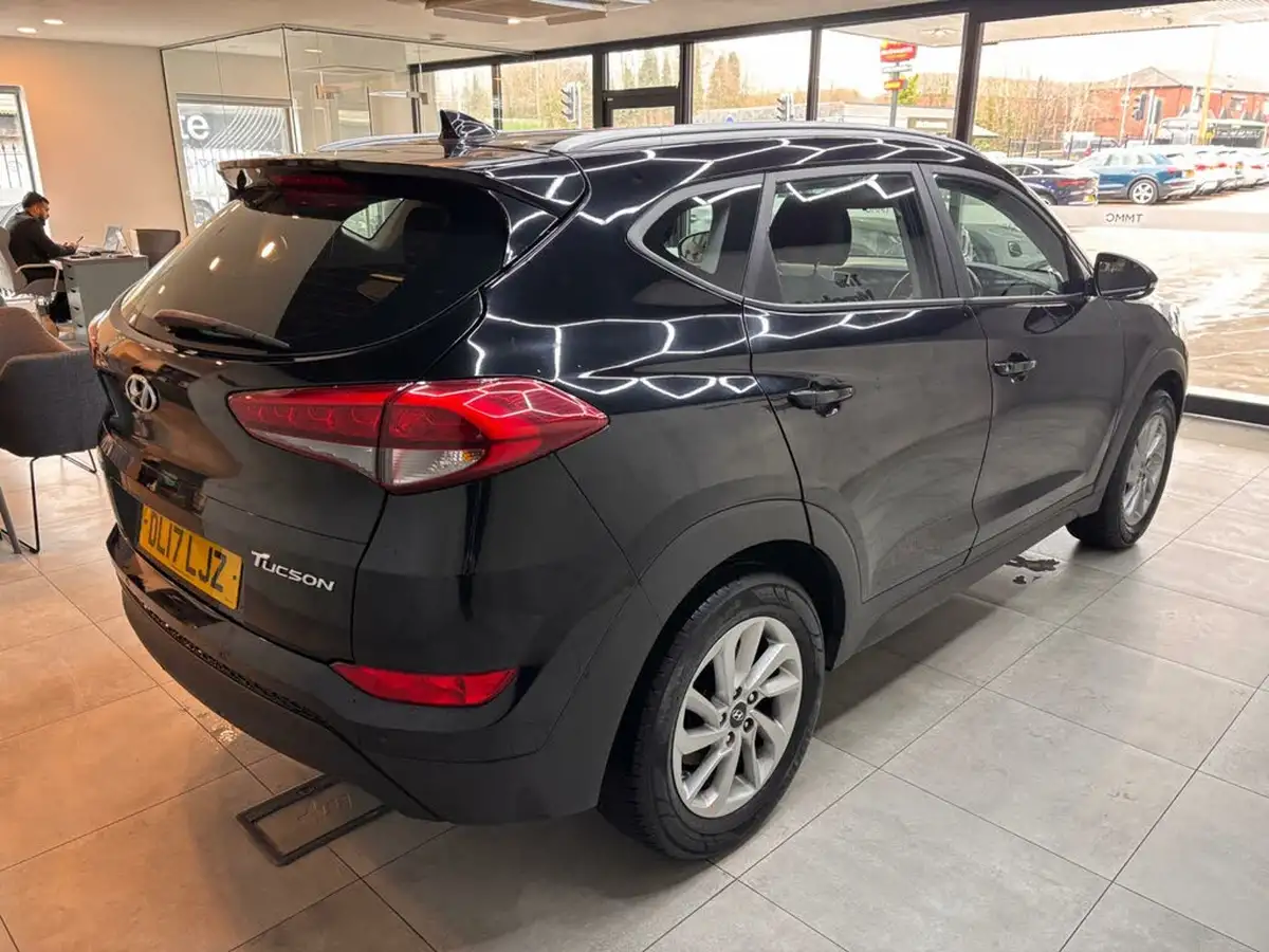 2017-hyundai-tucson-17crdi-blue-drive-se-nav-116ps-big-8
