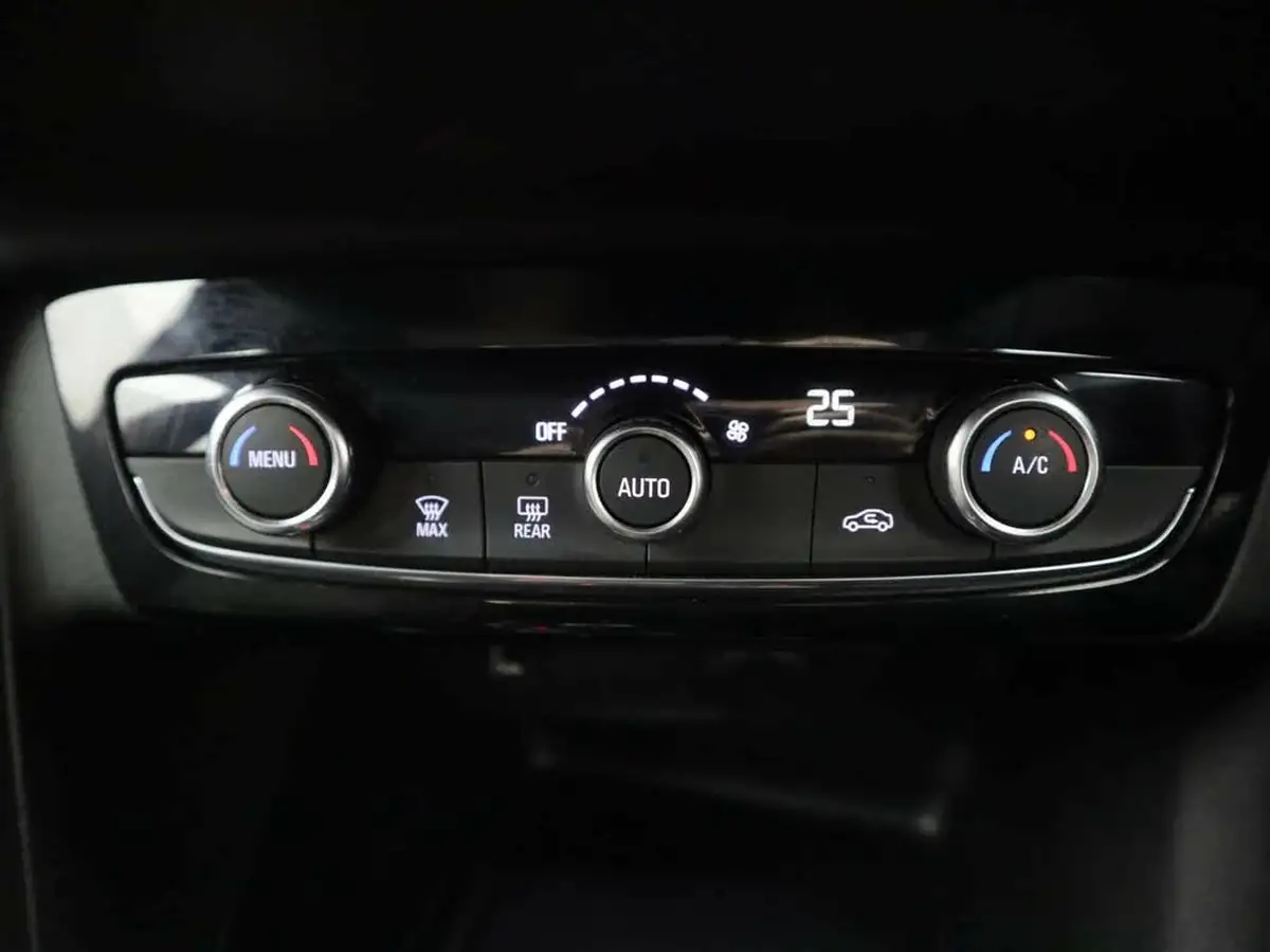 2020-vauxhall-corsa-e-se-nav-11kw-big-28