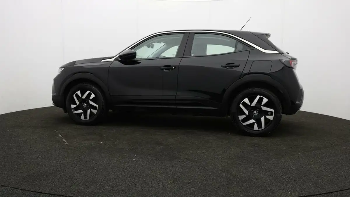 2022-vauxhall-mokka-e-elite-premium-big-3