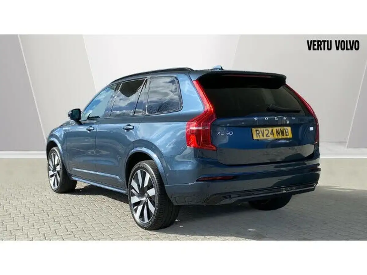 2024-volvo-xc90-20-t8-plus-big-1