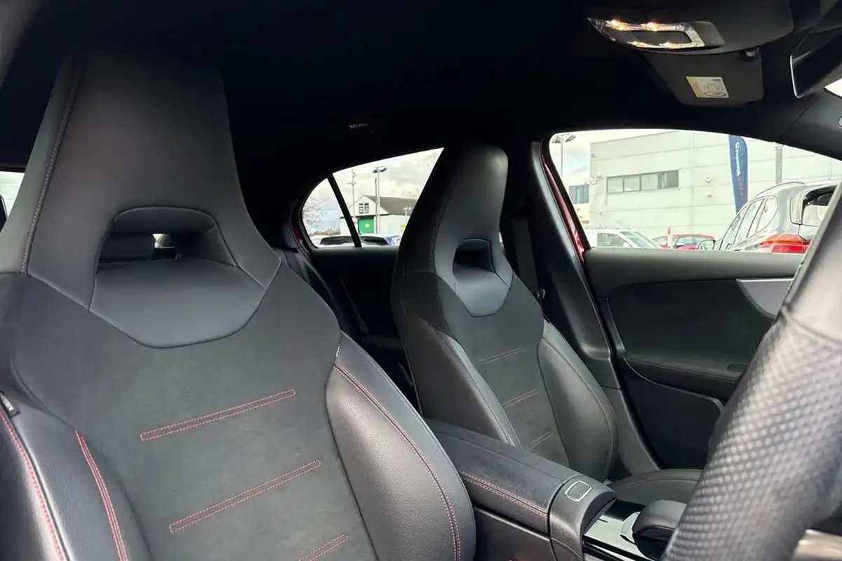 2023-mercedes-benz-a-class-13-a180-amg-line-executive-hatchback-5d-7g-dct-big-23