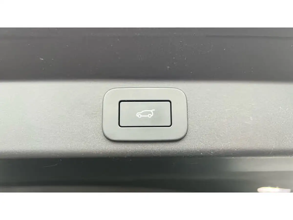 2024-land-rover-range-rover-sport-30-d300-dynamic-se-big-31