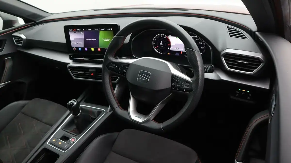 2021-seat-leon-15-tsi-evo-fr-sport-130ps-hatchback-big-9