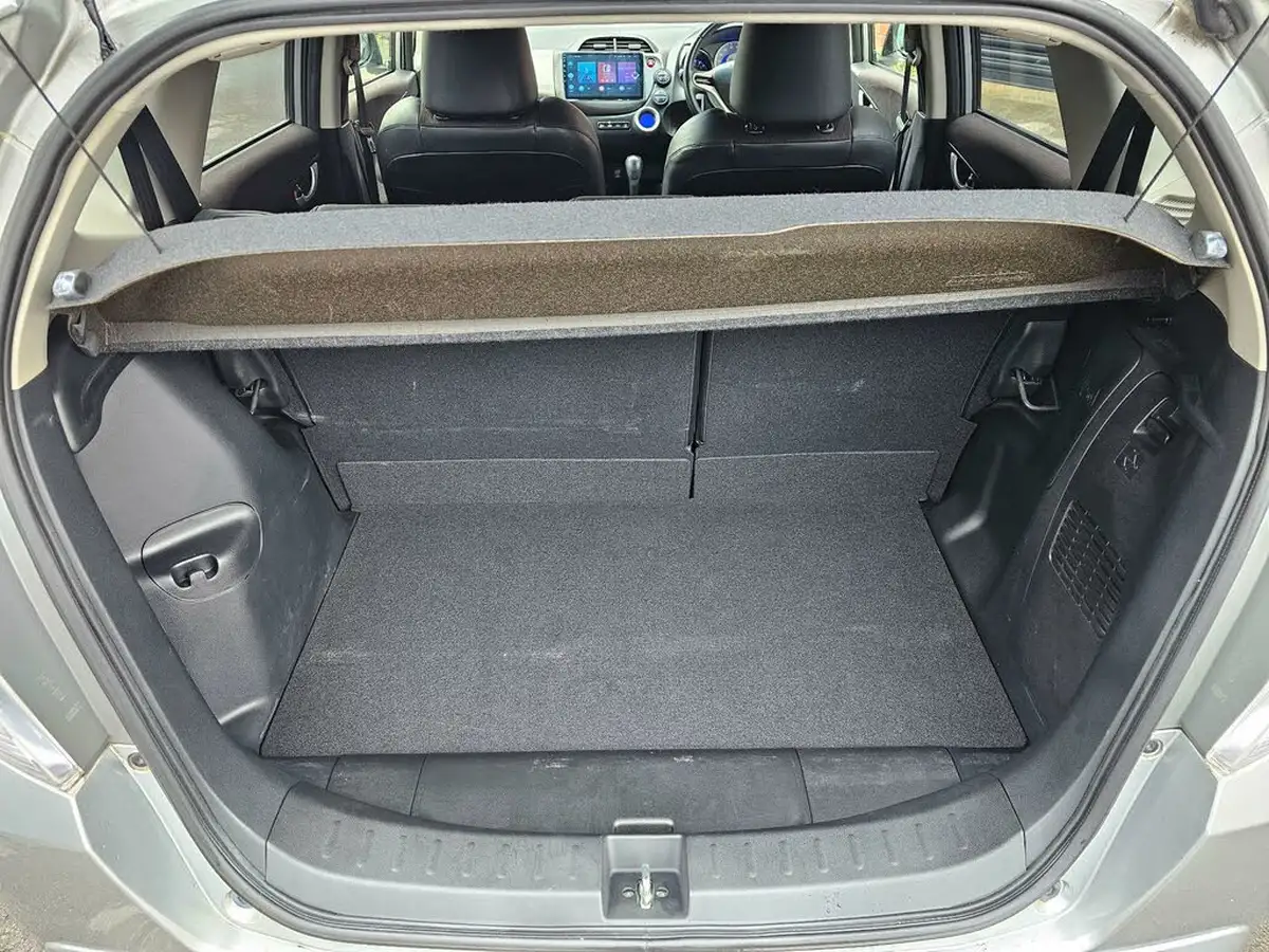 2013-honda-jazz-big-28