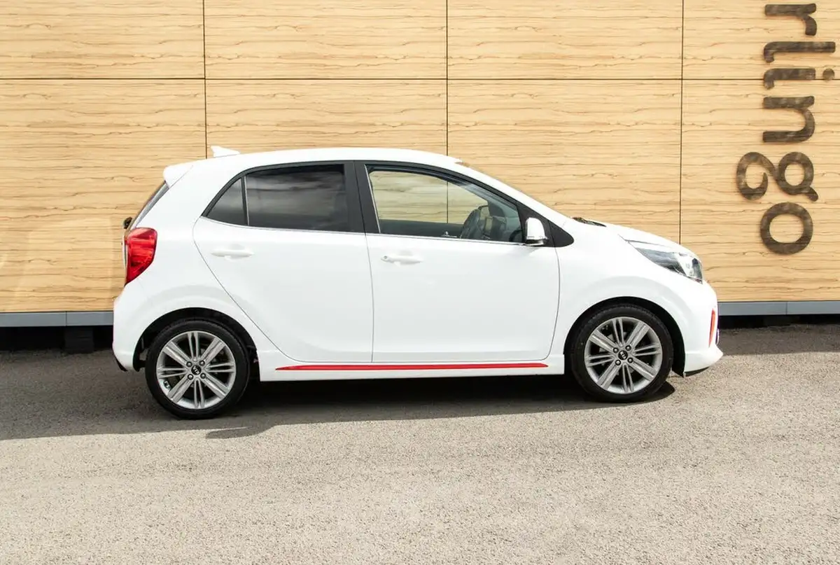 2019-kia-picanto-125-gt-line-big-11
