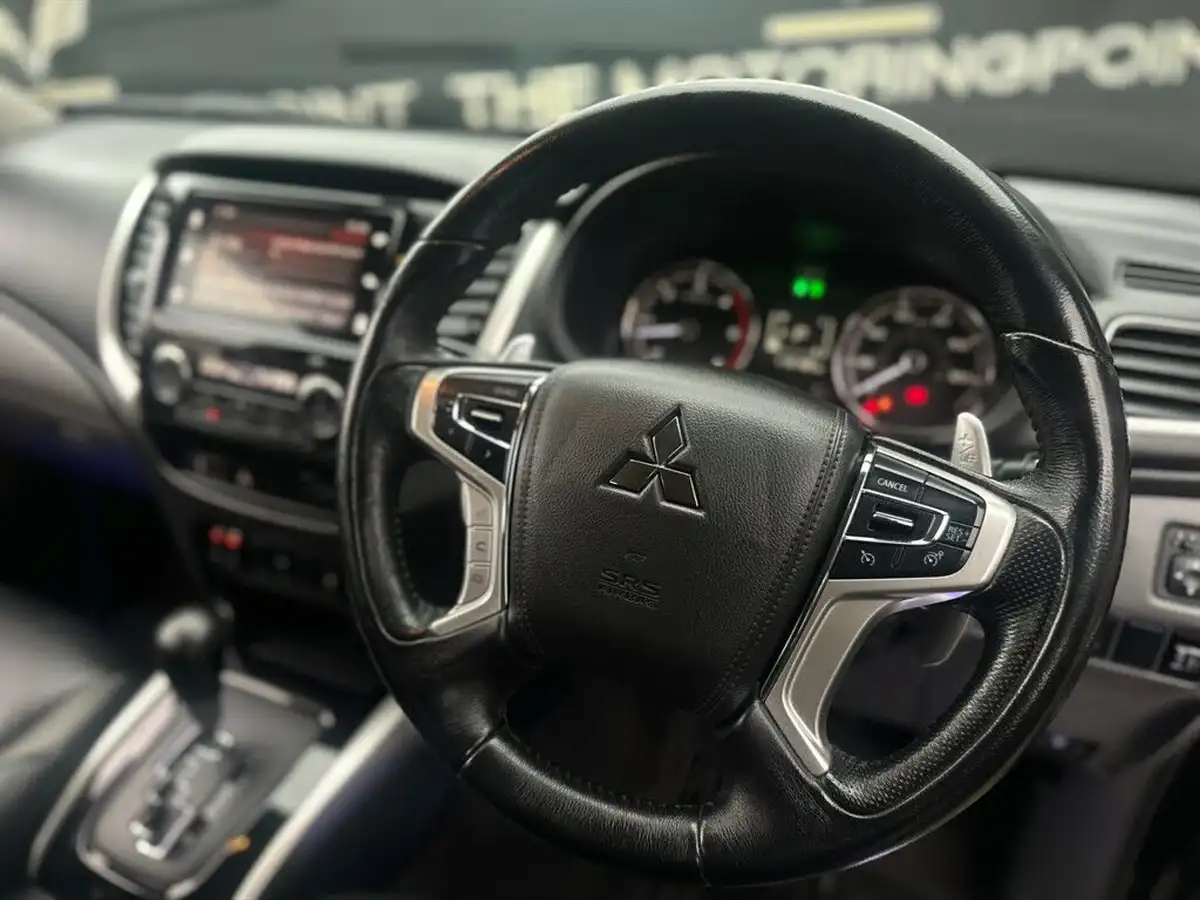 2019-mitsubishi-l200-24di-d-barbarian-eu6b-auto-big-6