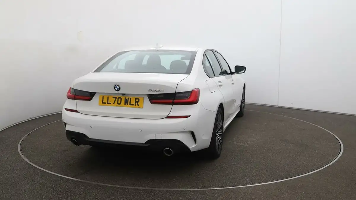 2020-bmw-3-series-20-330e-m-sport-saloon-4d-big-48