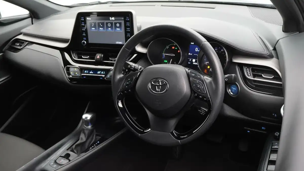 2021-toyota-c-hr-18-vvt-i-icon-big-9