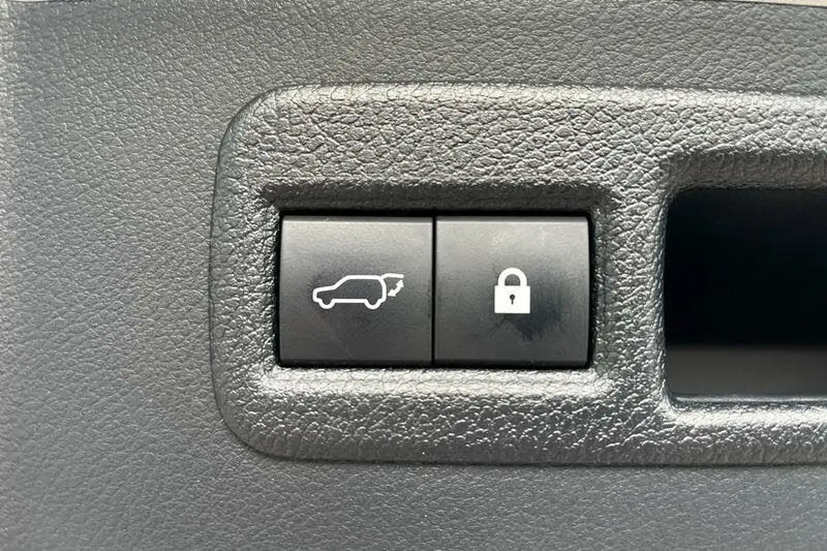 2019-lexus-nx-300h-25-f-sport-panroof-big-23
