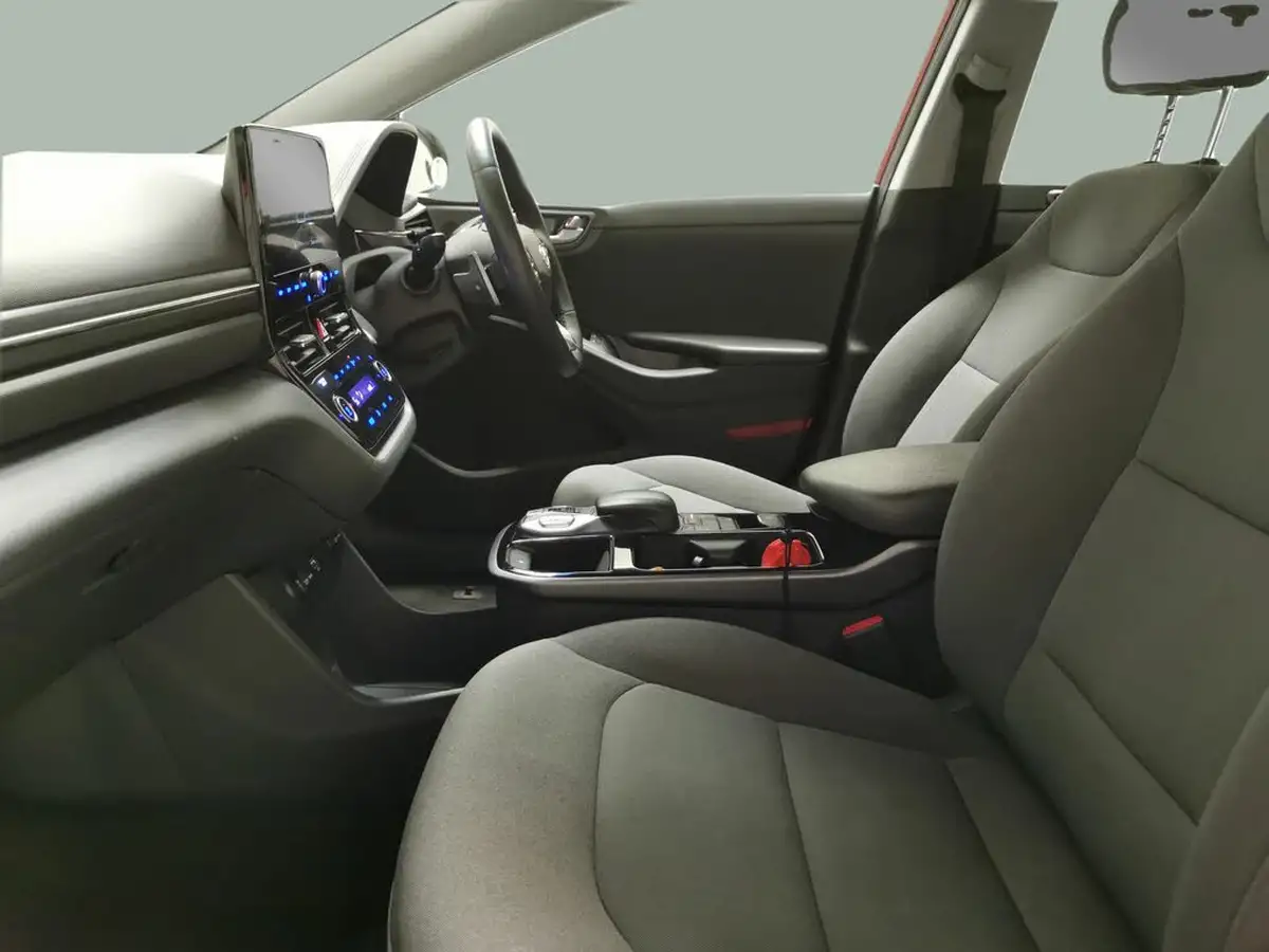 2022-hyundai-ioniq-e-premium-electric-big-3