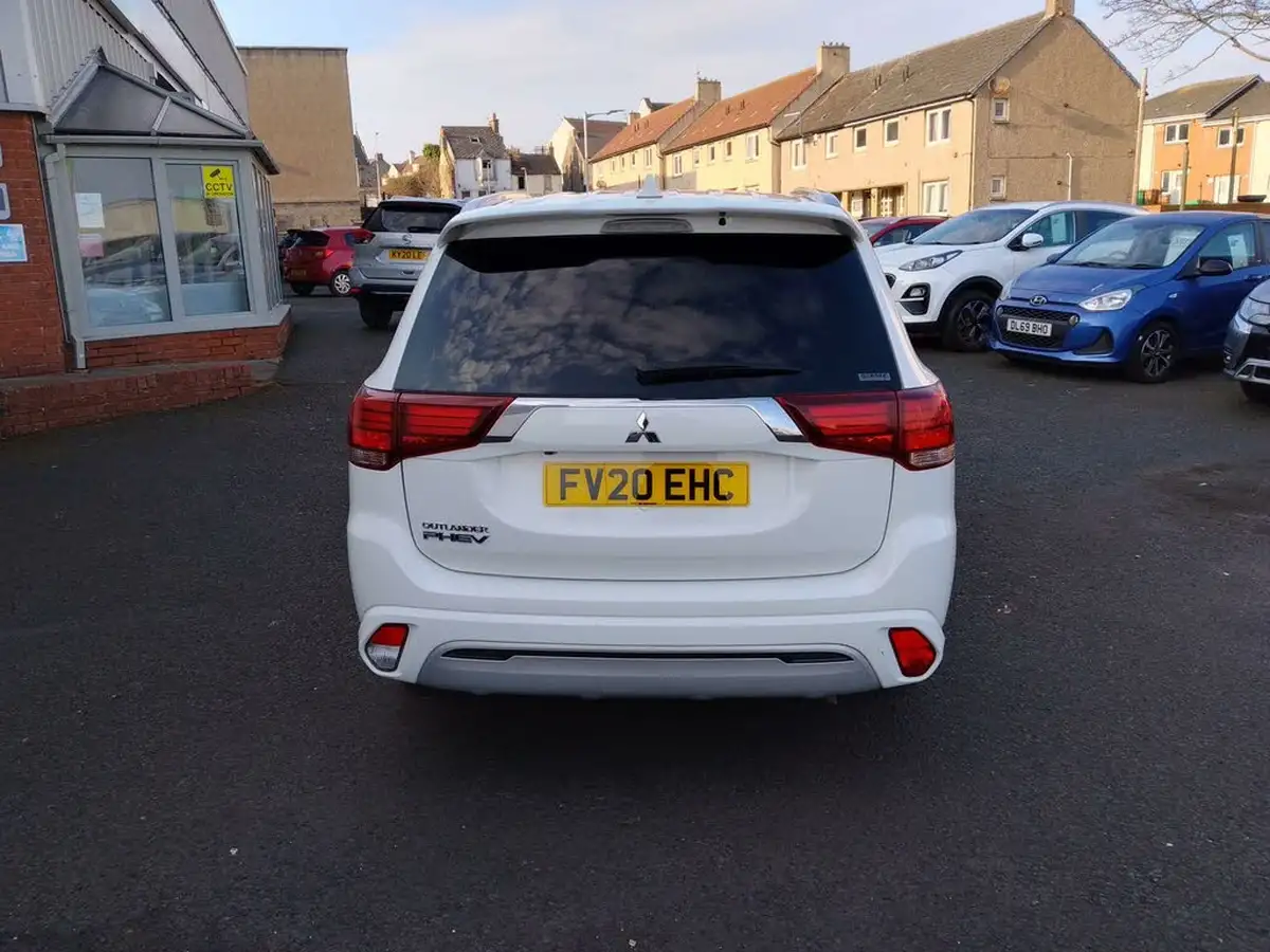 2020-mitsubishi-outlander-24-reflex-plus-commercial-big-13