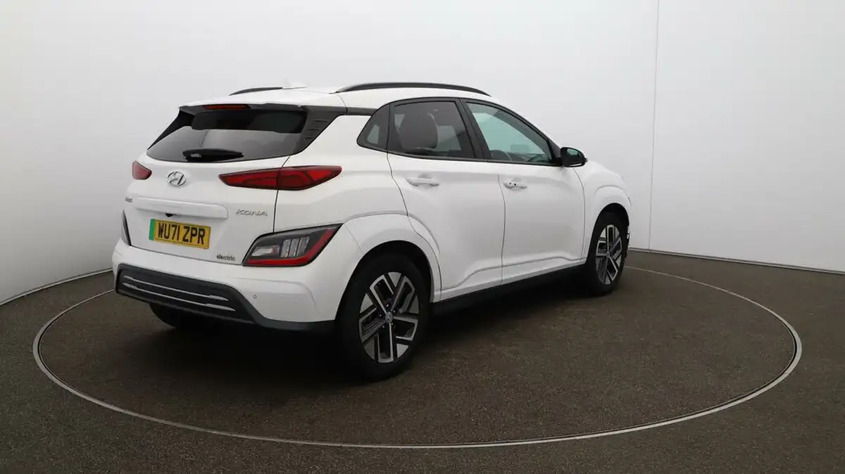 2021-hyundai-kona-e-ultimate-big-7
