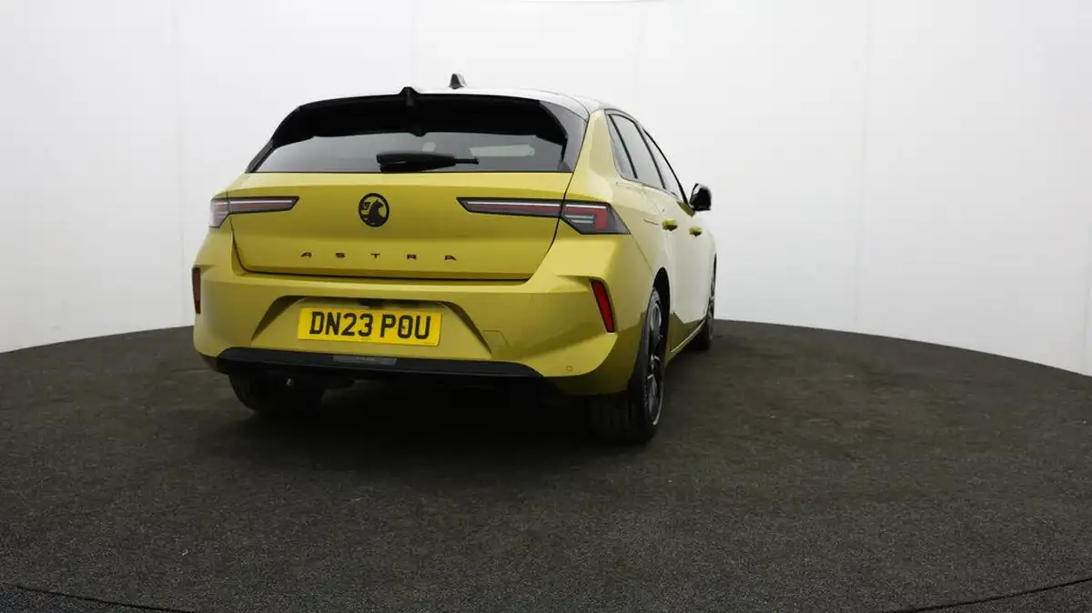 2023-vauxhall-astra-12-turbo-gs-hatchback-big-68