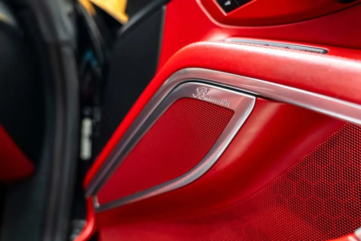 2015-porsche-911-38-turbo-coupe-big-21