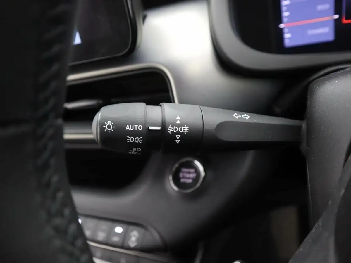 2024-jeep-avenger-12-gse-summit-e-hybrid-48v-auto-big-35