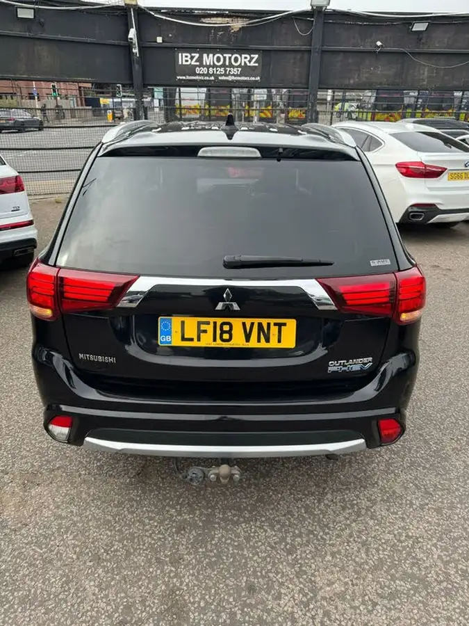 2018-mitsubishi-outlander-20-juro-phev-big-66