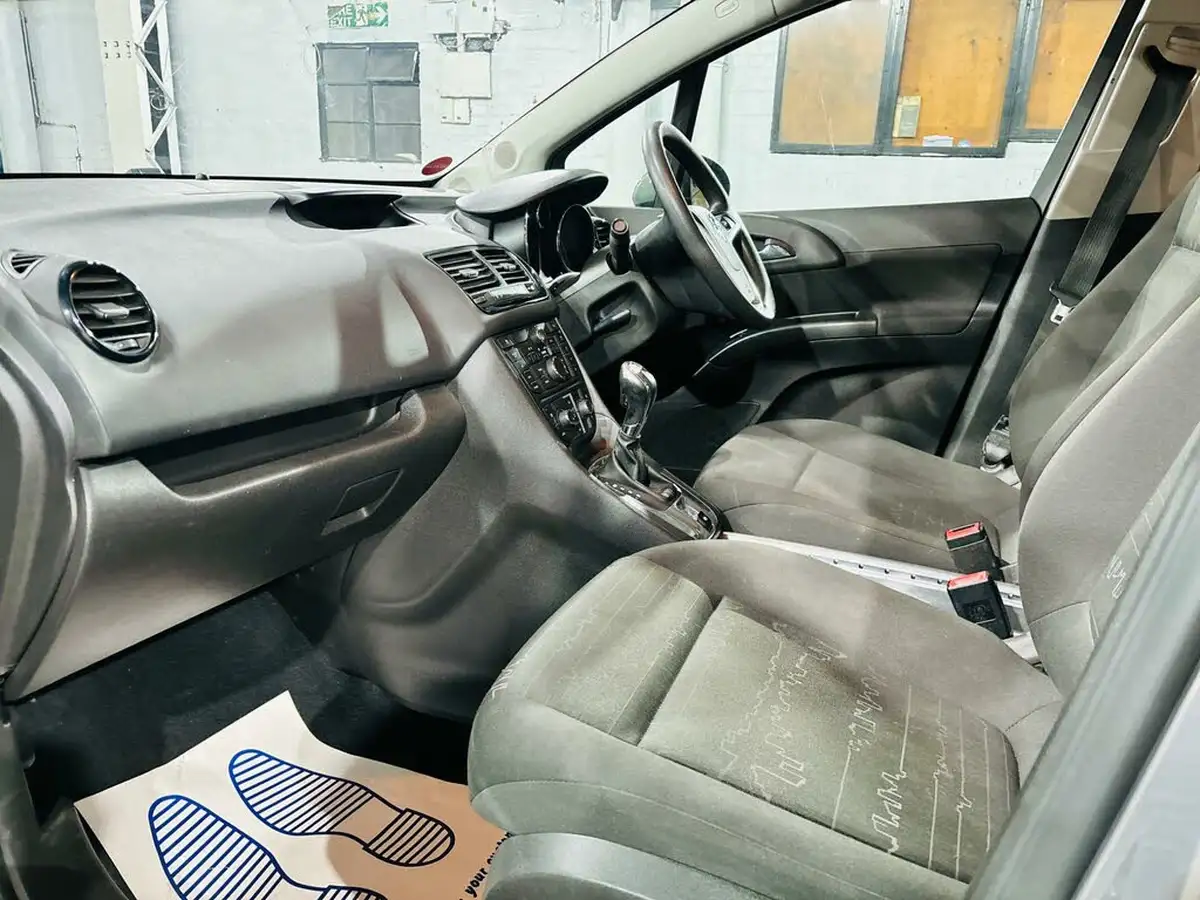 2011-vauxhall-meriva-17td-exclusiv-100ps-auto-big-12