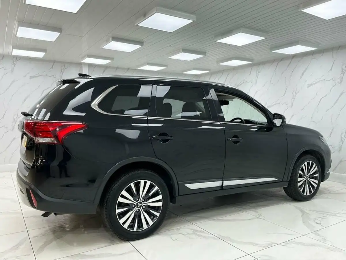 2020-mitsubishi-outlander-20-exceed-big-13