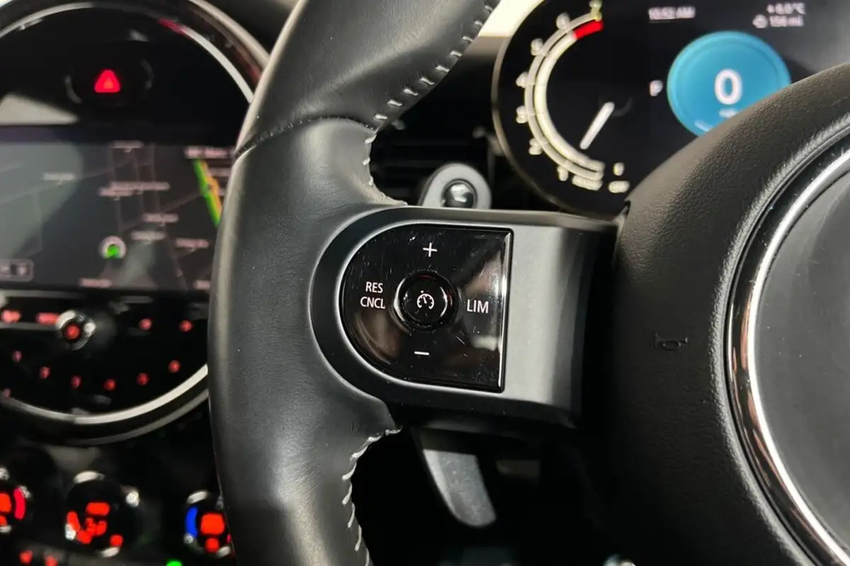 2022-mini-cooper-20-cooper-s-sport-hatchback-5d-auto-big-19