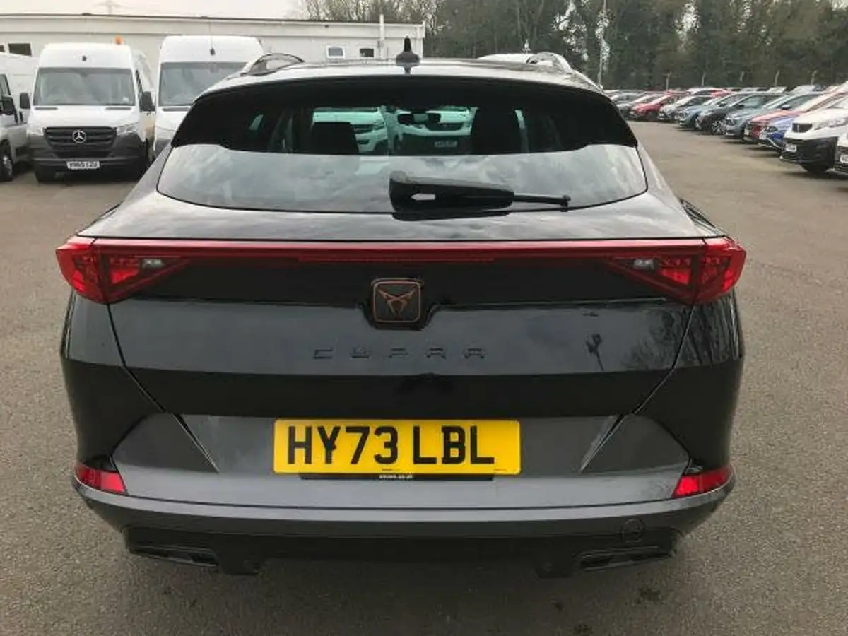 2023-cupra-formentor-20-tsi-v1-big-13