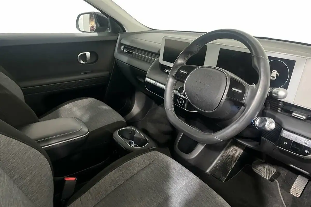 2021-hyundai-ioniq-5-e-premium-217ps-73kwh-rwd-big-6