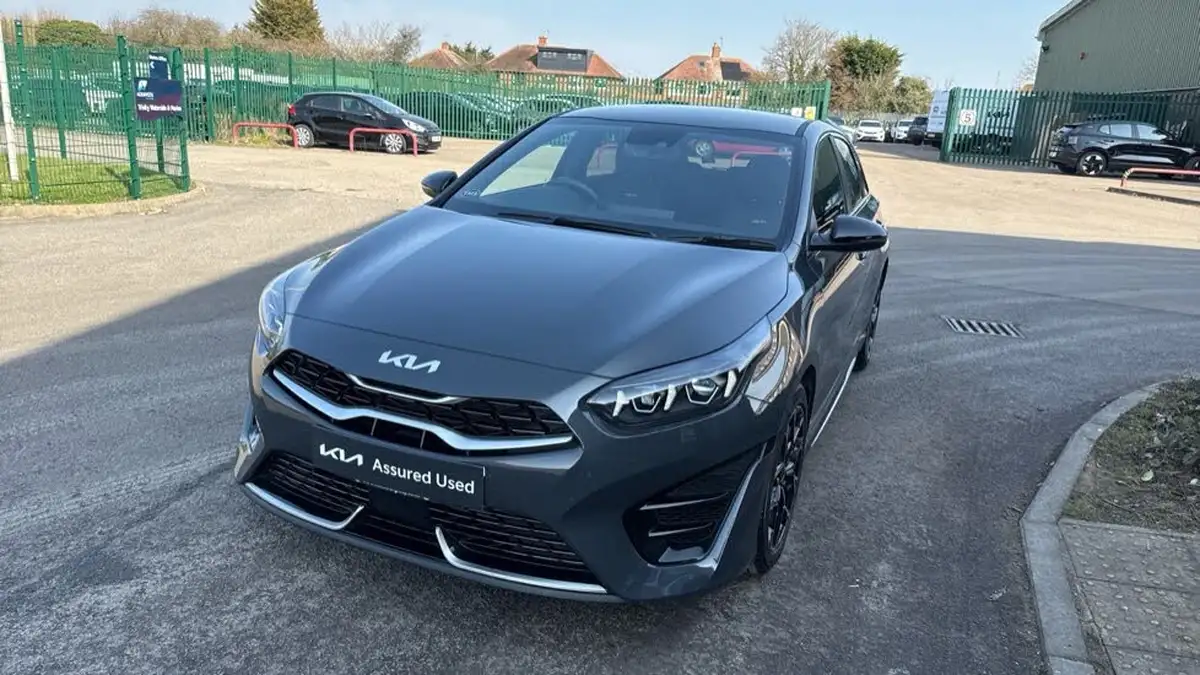 2024-kia-ceed-15-t-gdi-gt-line-158bhp-big-11