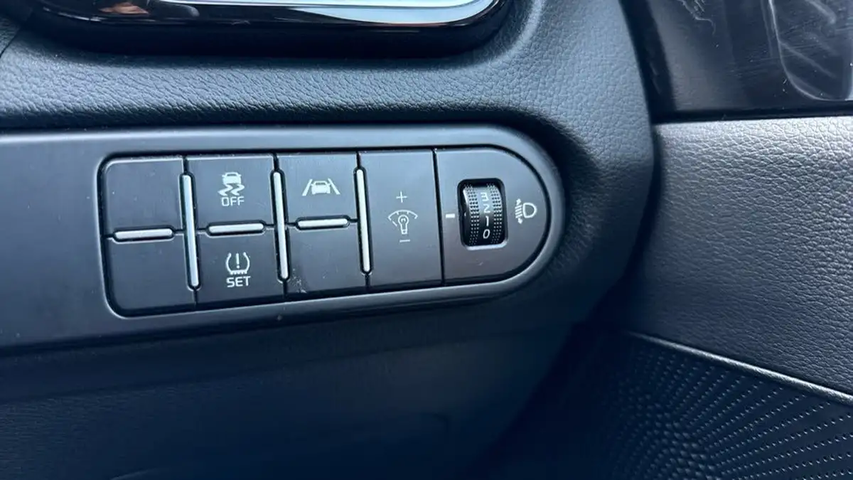 2024-kia-ceed-15-t-gdi-gt-line-158bhp-big-35